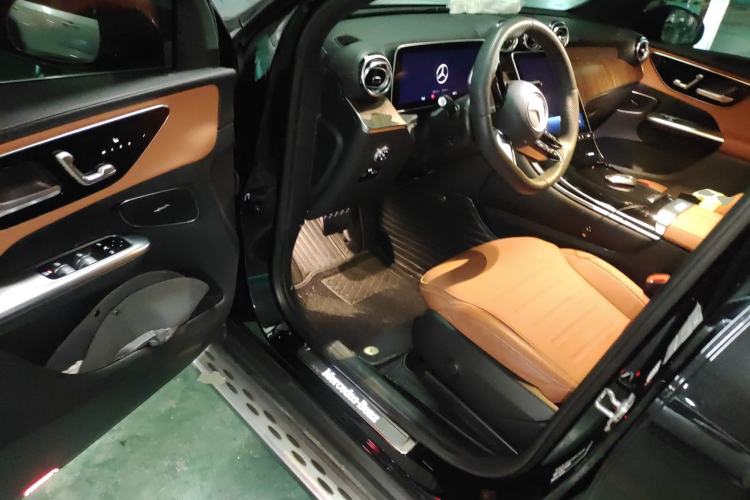 Used Mercedes-Benz GLC 2024 GLC 300 L 4MATIC Dynamic Edition 5-seater