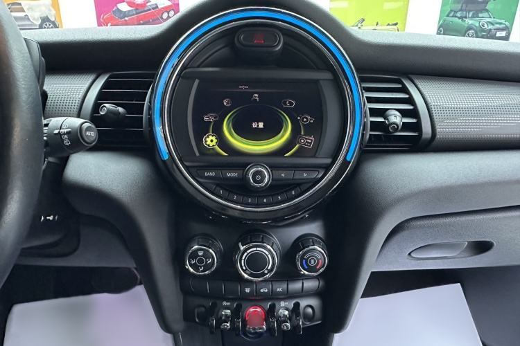 Used MINI MINI 2014 1.5T COOPER Fun
