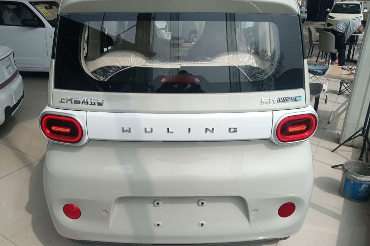 Used Wuling Hongguang MINIEV 2024 3rd Generation 215km Youth Edition Rear
