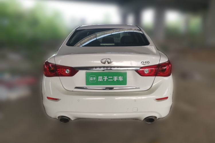 Used Infiniti Q50 2014 3.7L Luxury Edition Rear