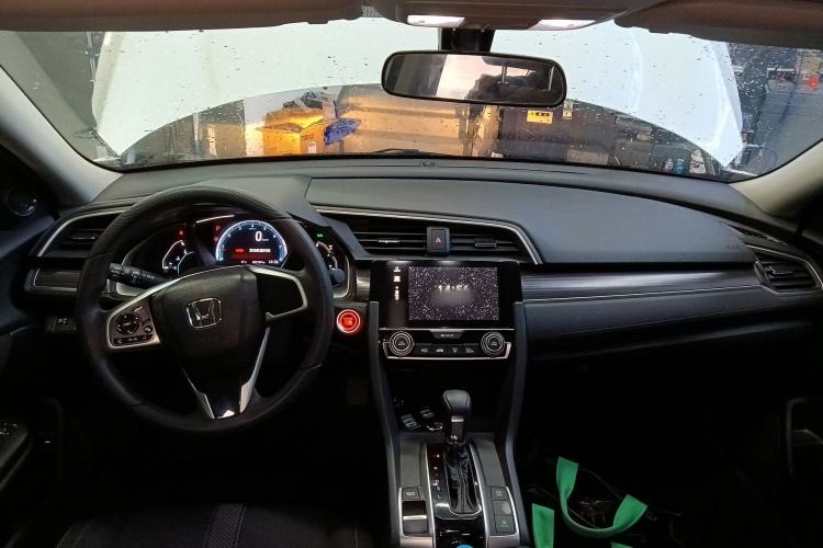 Used Honda Civic 2019 220TURBO CVT Dynamic Edition China VI Center Console