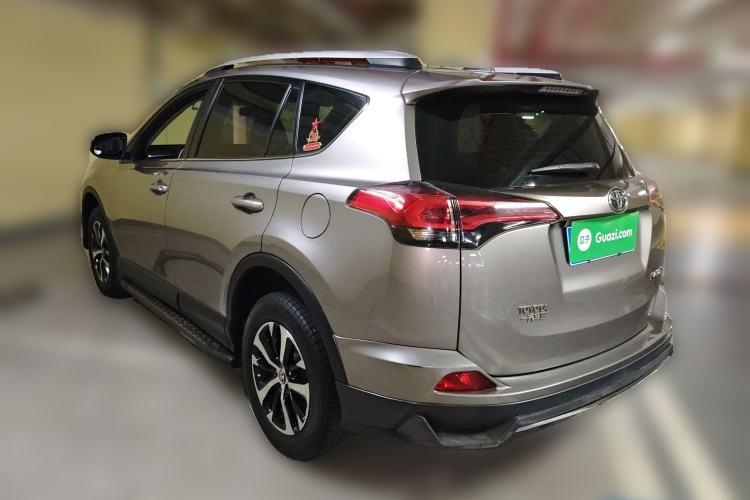 Used Toyota RAV4 2016 2.0L CVT Two-Wheel Drive Urban Edition China V Standard

