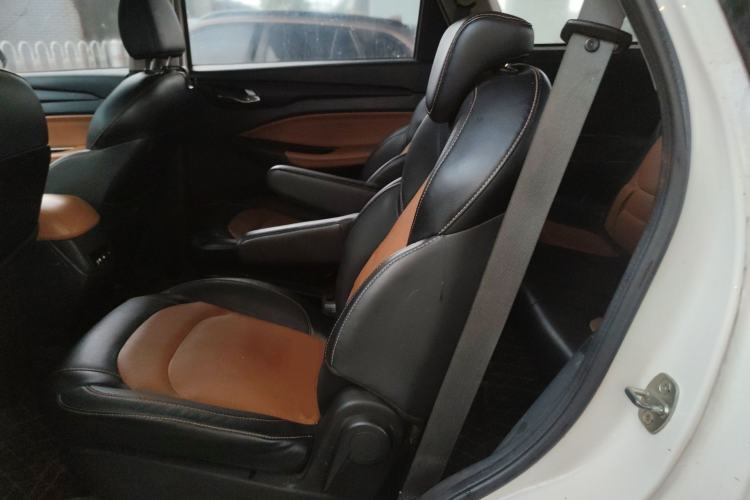 Used Wuling Hongguang S3 2018 1.5L Manual Luxury Model China V Standard