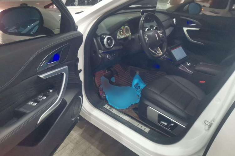 Used Wey VV7 2019 Upgraded Model 2.0T Ultra-Luxury Version China V Standard