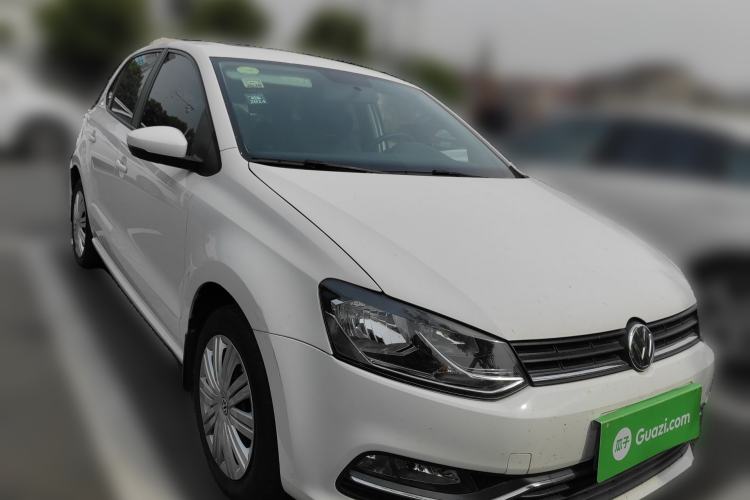 Used Volkswagen Polo 2016 1.6L Automatic Comfort Model Front Right 45 Deg