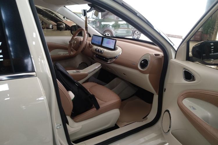 Used Wuling Bingo 2025 410 km Lingxi Deluxe Edition Right Front Seat