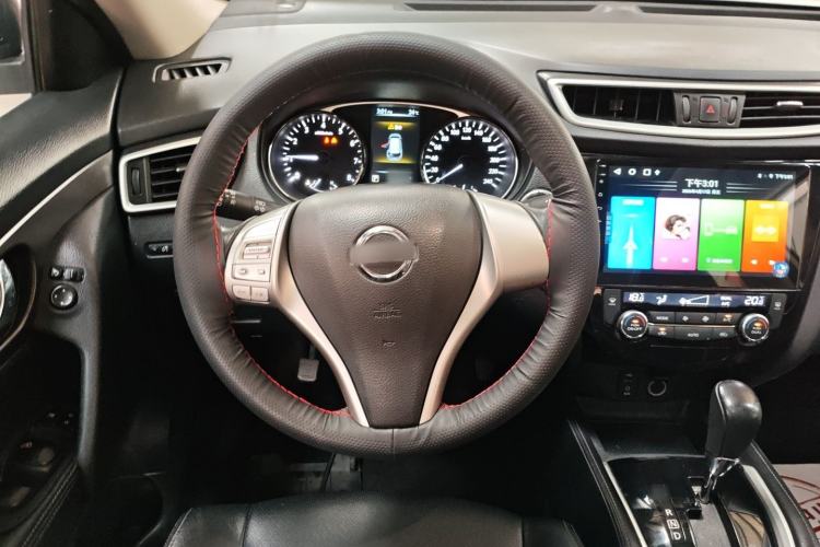 Used Nissan X-Trail 2015 2.0L CVT Comfort MAX Edition 2WD
