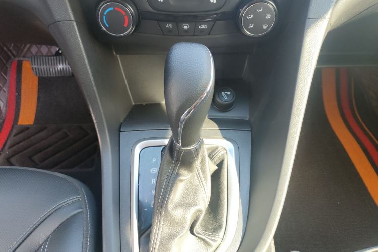 Used Buick GT 2021 1.3T Automatic Mild Hybrid Elite Version Interior 3