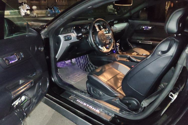 Used Ford Mustang  Driver Seat