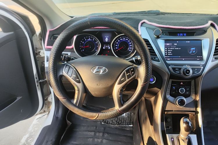 Used Hyundai Elantra (5th Generation / Langdong) 2016 1.6L Automatic Prestige Model