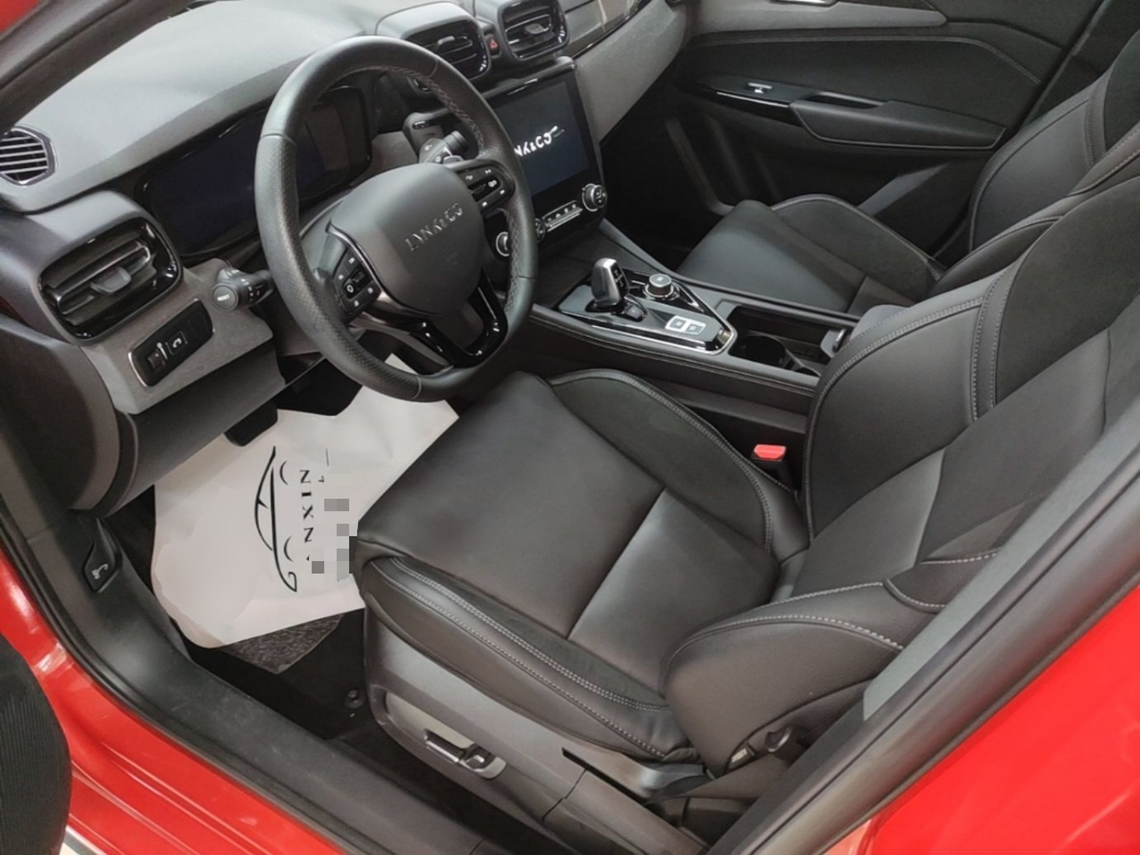 Interior delantero