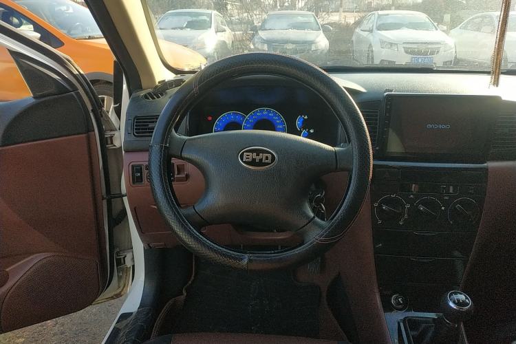 Used BYD F3 2012 Energy-Saving Model 1.5L Manual Comfort Version
