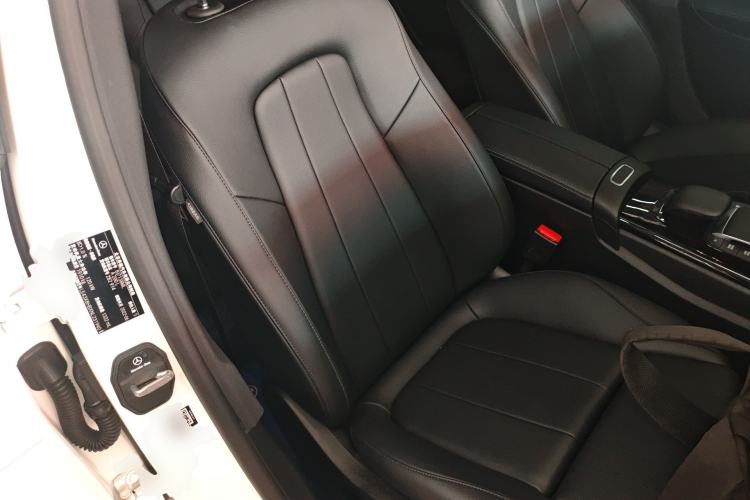 Used Mercedes-Benz A-Class 2022 Restyled A 200 L Sport Sedan Fashion Version Right Front Seat