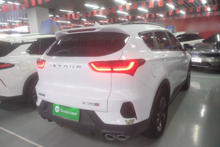 Used JETOUR X70S 2023 1.5T DCT Glory Edition 7-Seater
