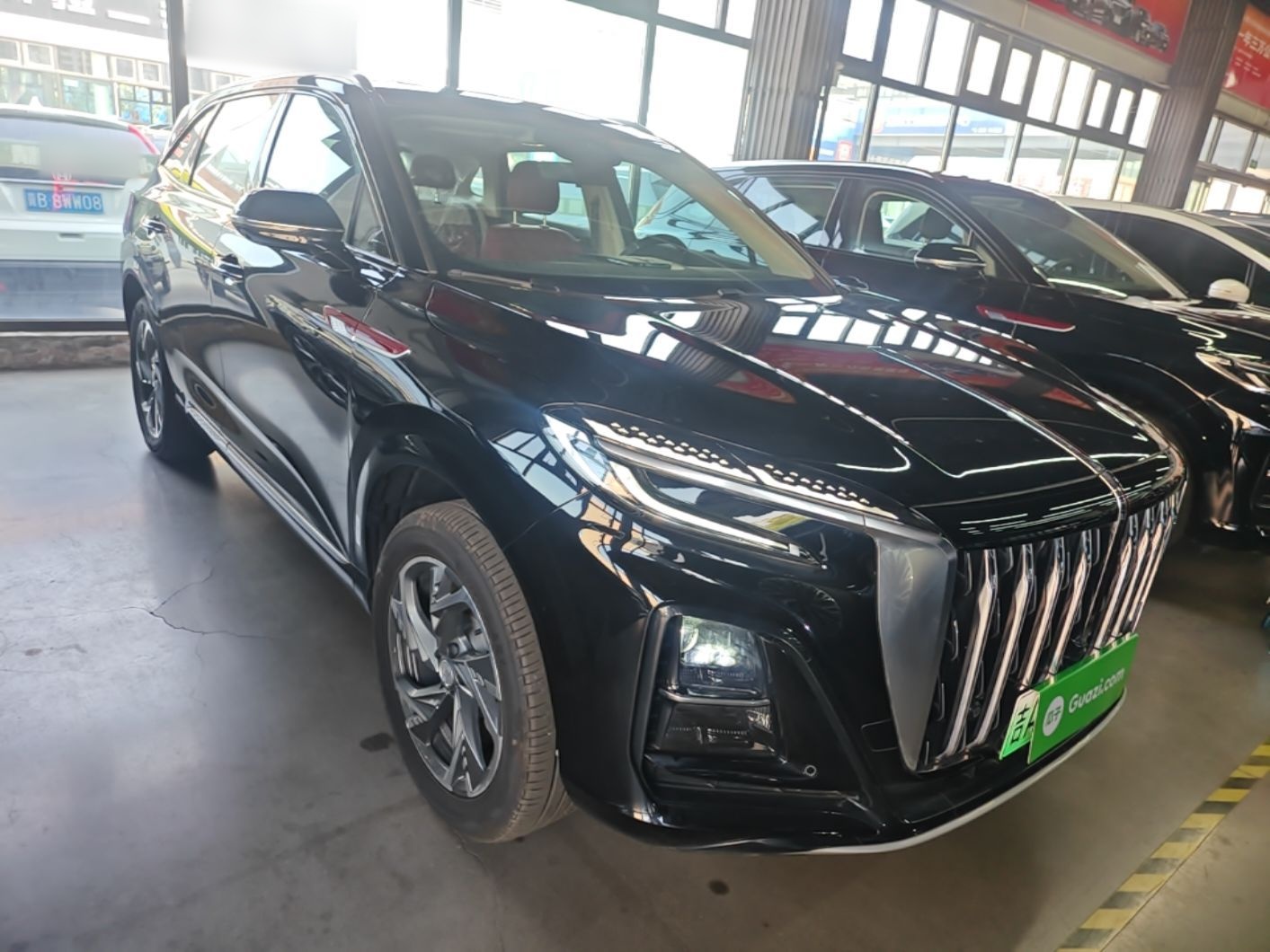 Hongqi HS3 PHEV 2025 Model 117km Jingwei Edition — снимка 3