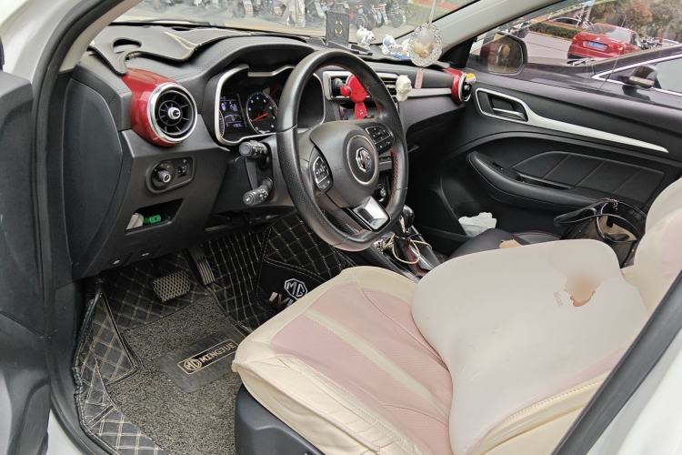 Used MG ZS 2017 16T Automatic Flagship Internet Edition
