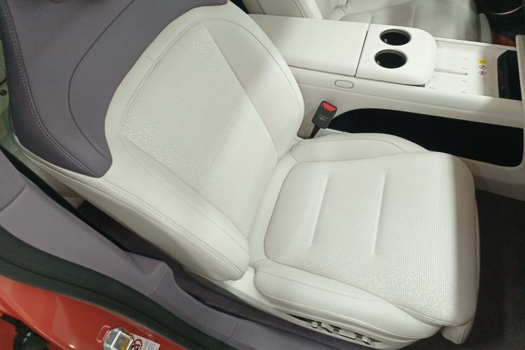 Used Avatr 06 2025 Pro Range-Extended Edition
