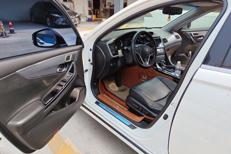 Used Honda Spirior 2015 2.4L Prestige Edition Driver Seat