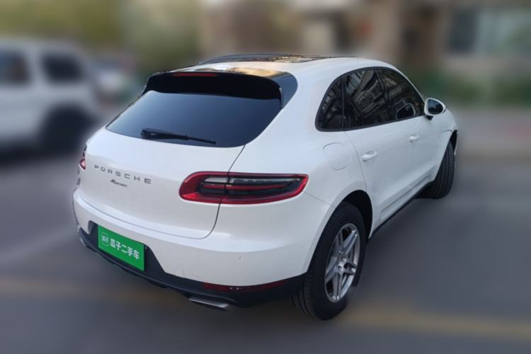 Used Porsche Macan 2014 Macan 2.0T Rear Right 45 Deg