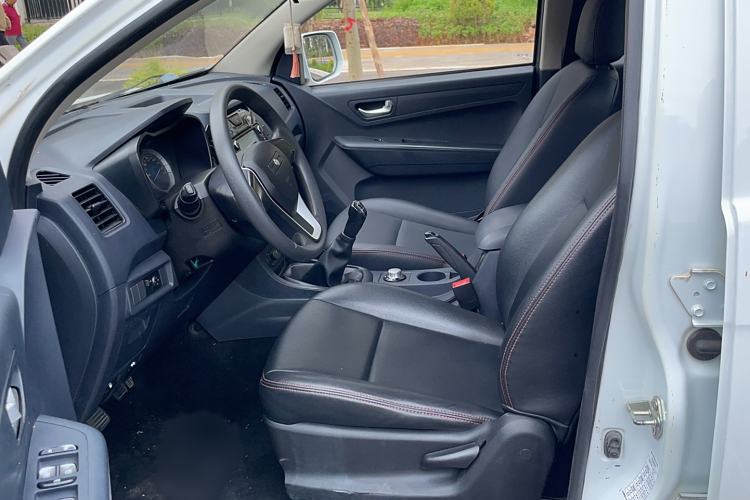 Used Isuzu JLM 2016 2.8T Four-Wheel Drive Ultra-Luxury Version JE493ZLQ4CA
