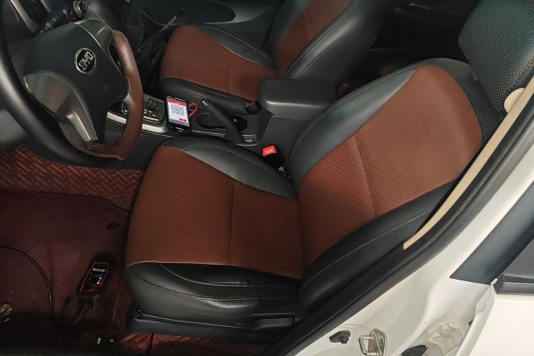 Used BYD F3 2015 Energy-Saving Edition 1.5L Automatic Luxury Model
