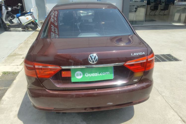 Used Volkswagen Lavida 2013 Revised Version 1.4 TSI Manual Comfort Edition
