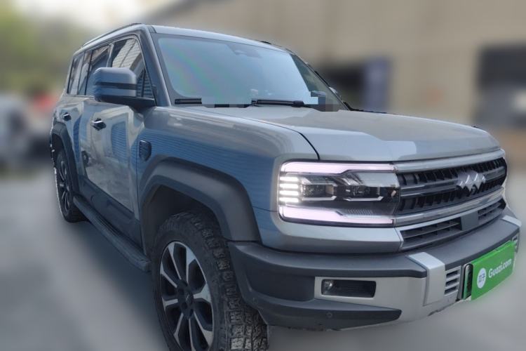 Used Formula Leopard Leopard 5 2023 Navigator Edition
