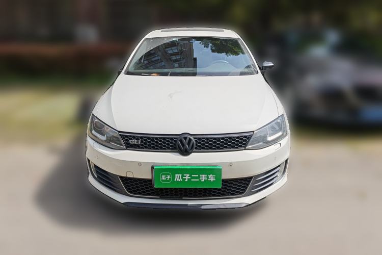 Used Volkswagen Sagitar 2013 2.0 TSI GLI Front