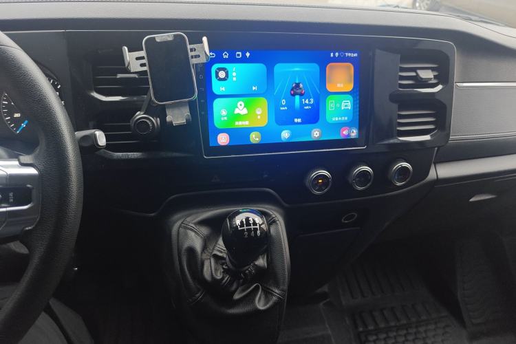 Used JMC Fushun 2022 2.0T Manual Multi-Function Passenger Vehicle Short Wheelbase Low Roof 6-Seater