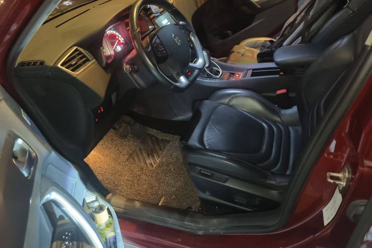 Used DS 4S 2016 1.6T Automatic Smart Edition THP160
