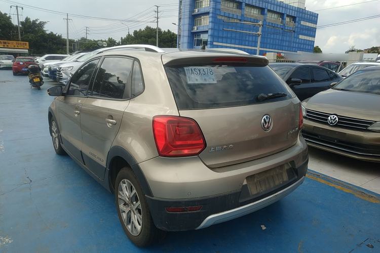 Used Volkswagen Polo 2014 1.6L Cross Polo Automatic Exterior 2