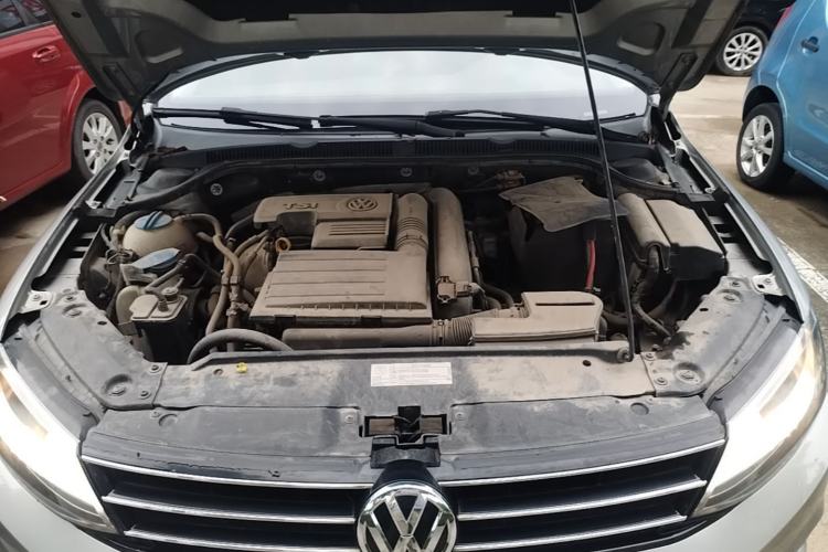 Used Volkswagen Sagitar 2017 230TSI Automatic Comfort Version