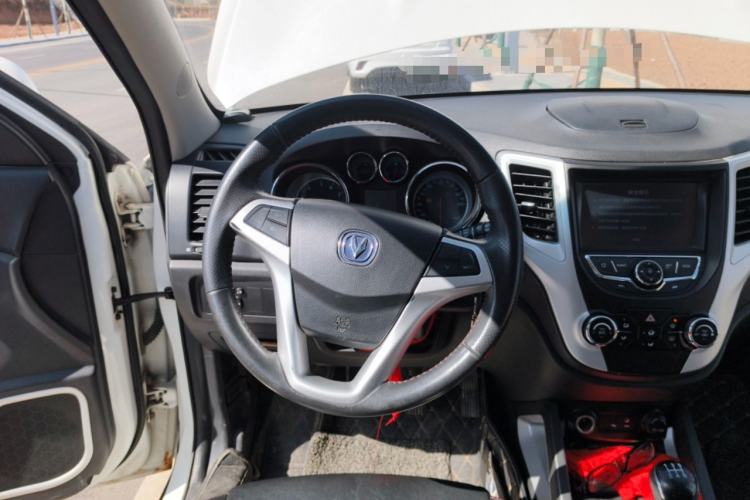 Used CHANGAN CS35 2015 1.6L Manual Luxury Model China IV Standard Steering Wheel