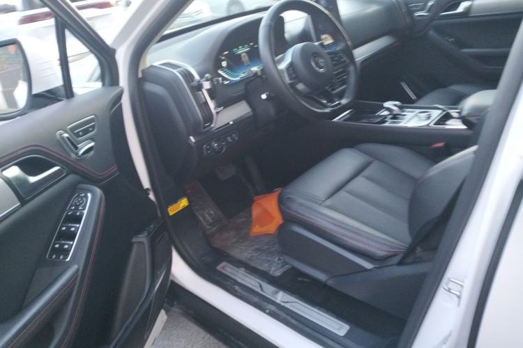 Used BYD Tang New Energy 2018 DM 2.0T All-Wheel Drive Smart Connectivity Luxury Model 7 Seats China V Emission Standard
