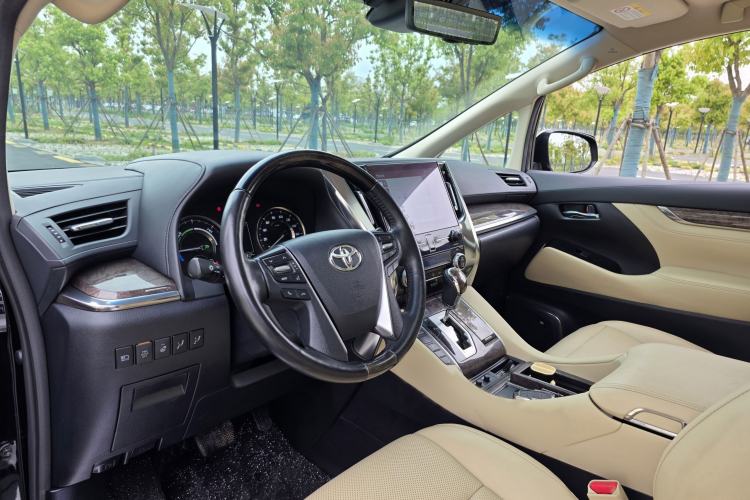 Used Toyota Alphard 2021 Dual-Engine 2.5L Prestige Edition Interior 6