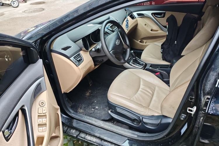 Used Hyundai Elantra (5th Generation / Langdong) 2012 1.6L Automatic Leading Model Driver Seat