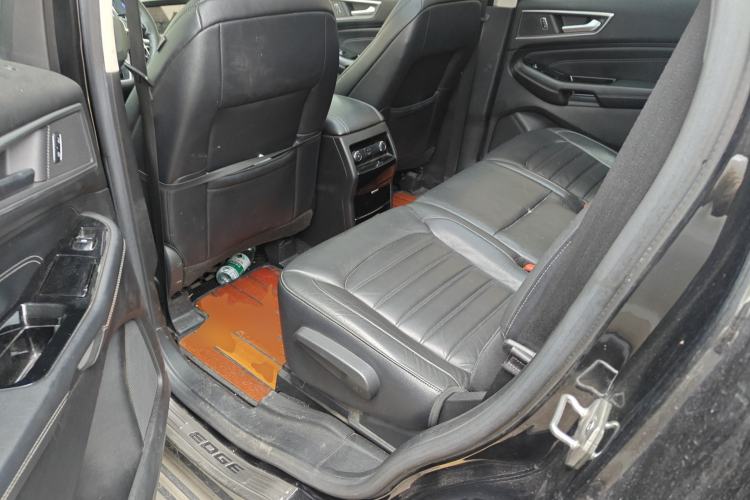 Used Ford Edge 2015 2.0T GTDi 4x4 High-Grade Model