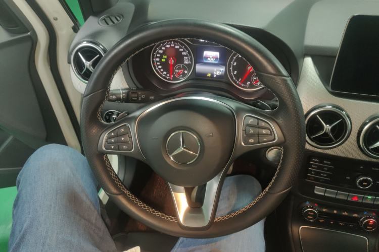 Used Mercedes-Benz B-Class 2017 B 200 Fashion Model
