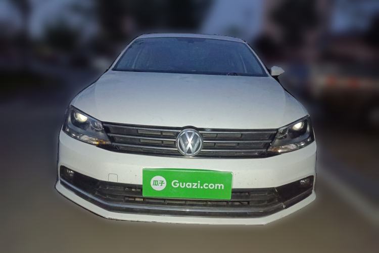 Used Volkswagen Sagitar 2017 180TSI Automatic Leading Model
