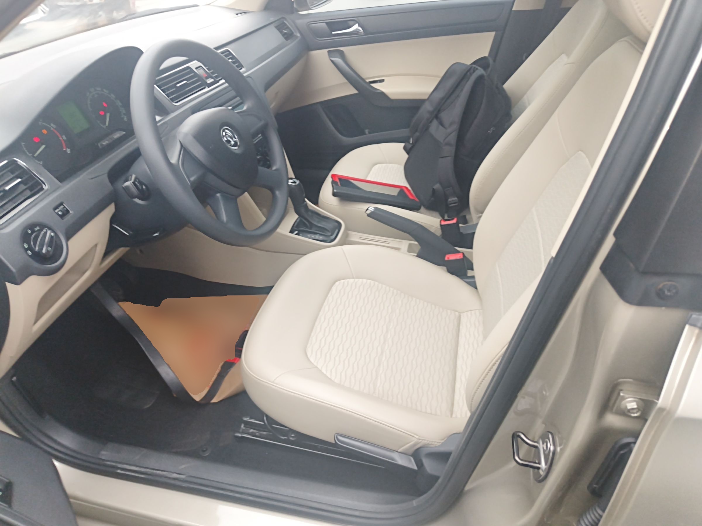 Interior delantero