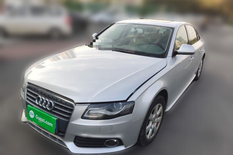 Used Audi A4L 2012 2.0 TFSI automatic Comfort trim level