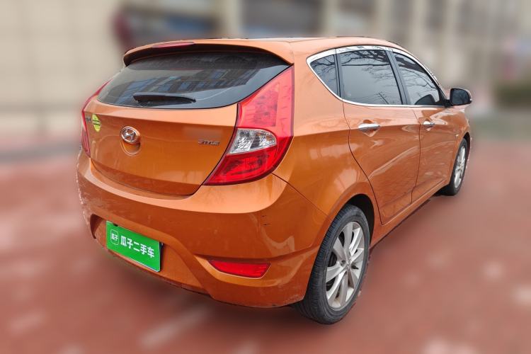 Used Hyundai Verna Ray 2014 1.6L Automatic TOP