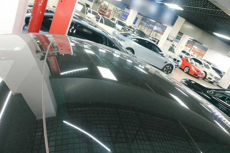 Used Tesla Model Y 2022 Rear-Wheel-Drive Version Roof