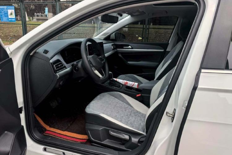 Used Volkswagen Lavida 2023 300TSI DSG Full-Comfort Edition Interior 3