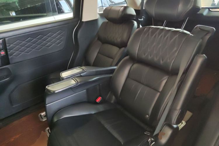 Used Honda Elysion 2019 2.0L Hybrid Luxury Edition Left Rear Seat