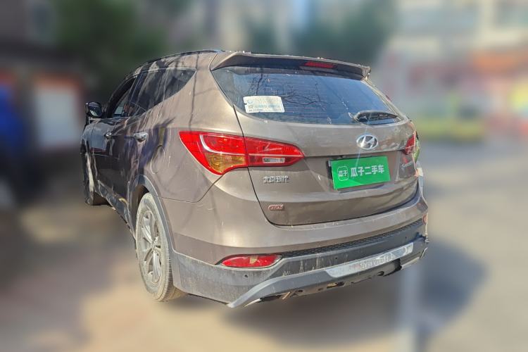 Used Hyundai Santa Fe 2013 2.4L Automatic Two-Wheel Drive Smart Version