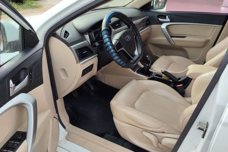 Used Geely Auto Emgrand 2017 Sedan Million Edition 1.5L Manual Luxury Model