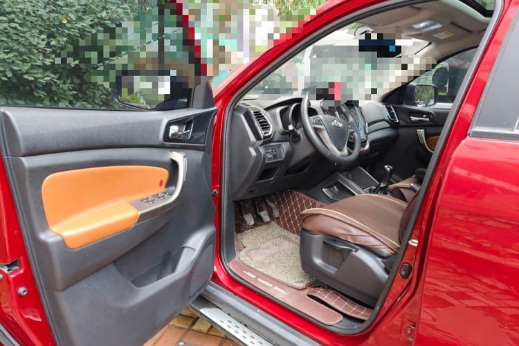 Used CHANGAN OSHAN CX70 2016 1.6L Manual Luxury Model Driver Seat