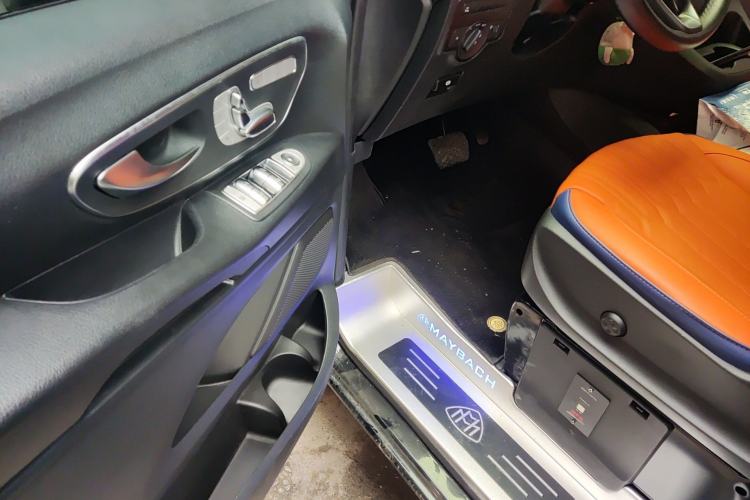 Used Mercedes-Benz Vito 2023 2.0T Business Version 7 Seats Driver Seat