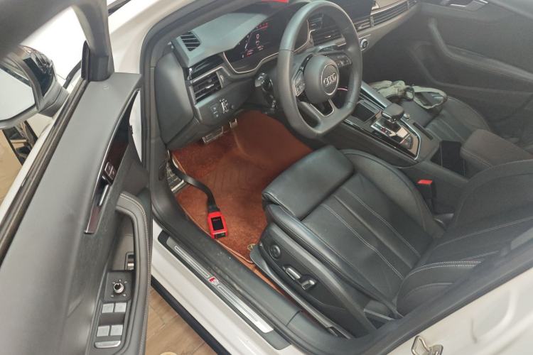 Used Audi A4L 2024 40 TFSI Luxury Dynamic Edition